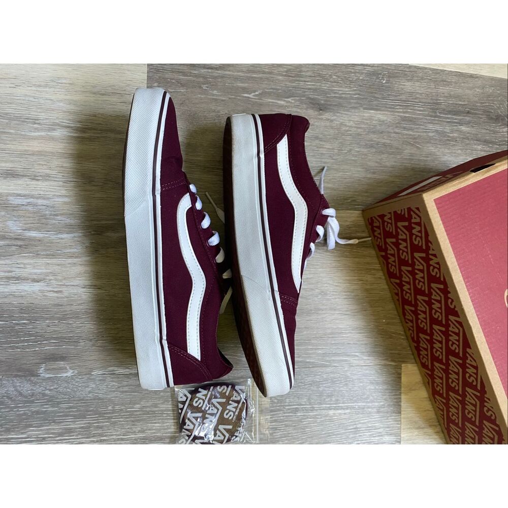 Vans Women's Sneakers 9.5 W Ward Canvas Lace Up Low Top Skateboarding Burgundy - Picture 3 of 9